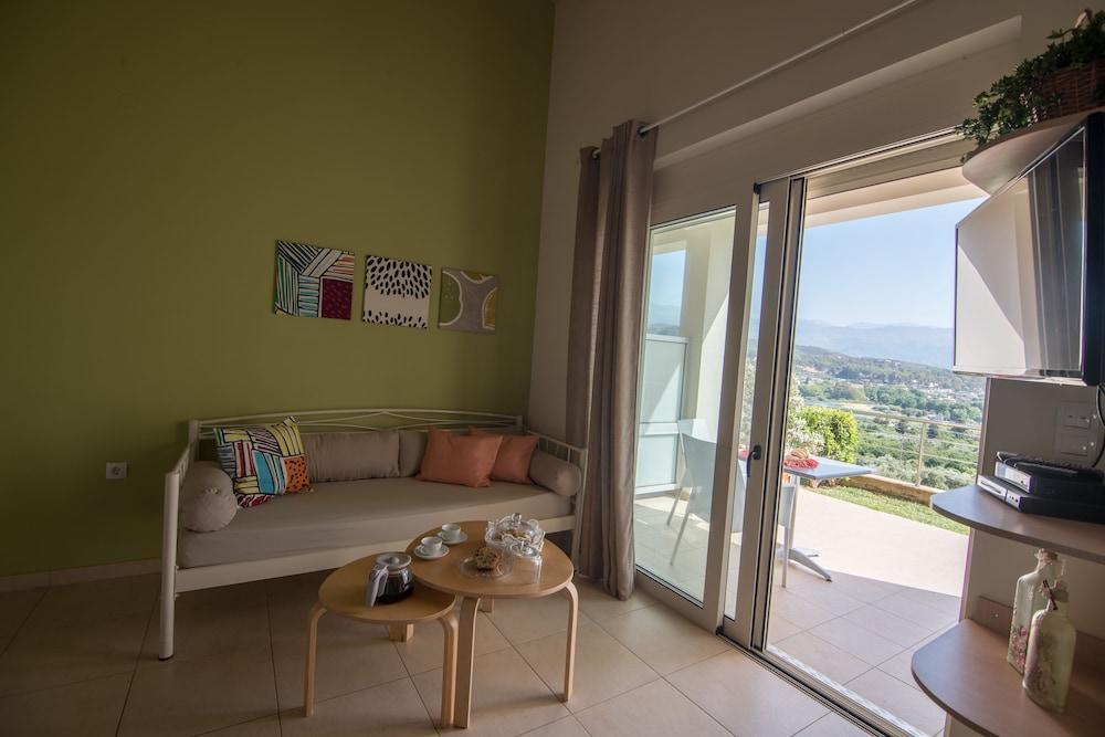 Aksos Suites Accessible Accommodation Agia  Экстерьер фото